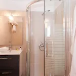 La Bona Casa מלון